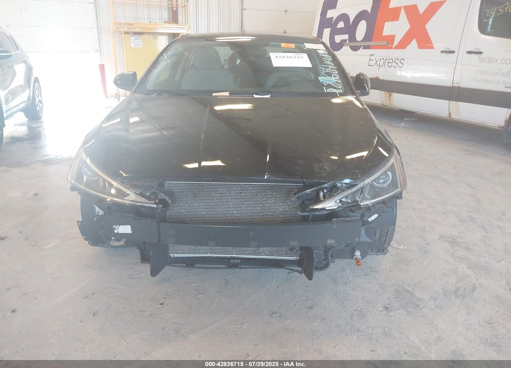 2020 HYUNDAI ELANTRA VIN: 5NPD84LF9LH581684