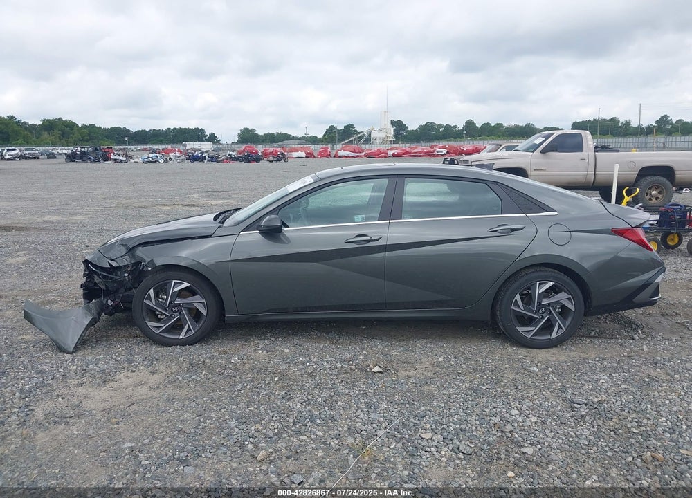 2025 HYUNDAI ELANTRA VIN: KMHLS4DG3SU919004