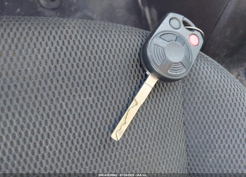 2014 FORD FOCUS VIN: 1FADP3K29EL383137