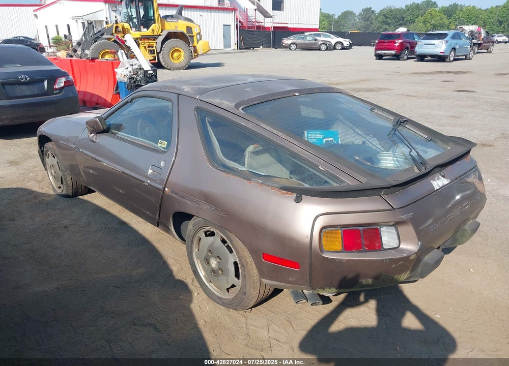 1983 PORSCHE 928 S VIN: WP0JB0924DS860691
