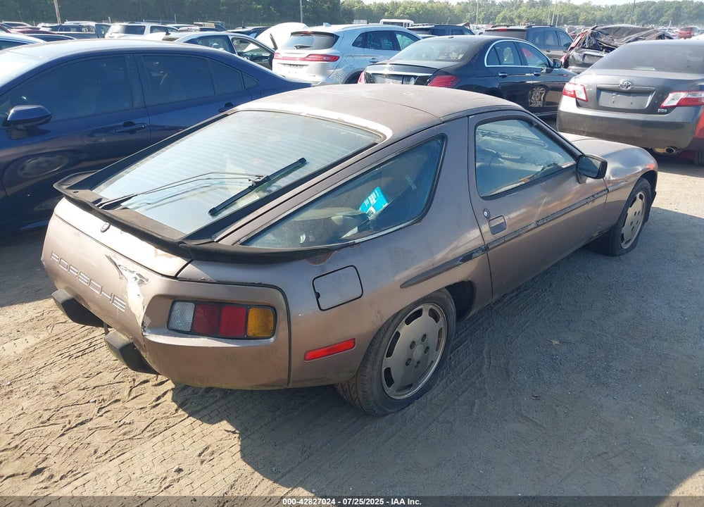 1983 PORSCHE 928 S VIN: WP0JB0924DS860691
