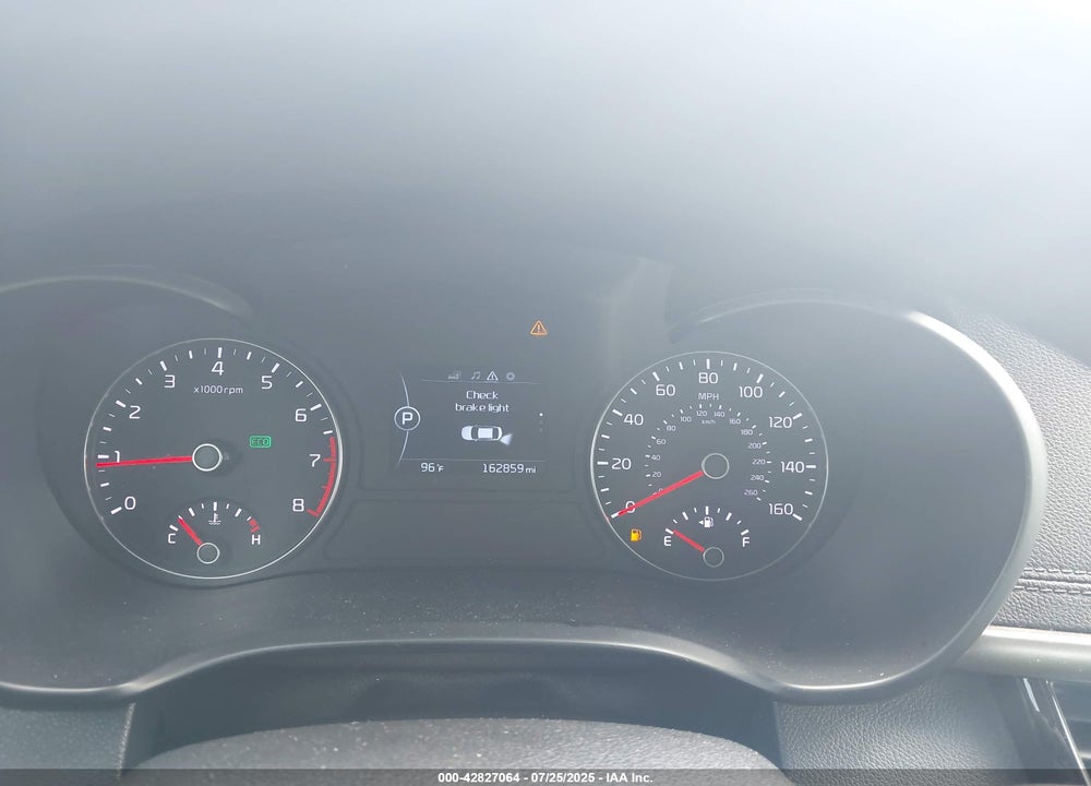 2018 KIA OPTIMA VIN: KNAGT4L37J5235807