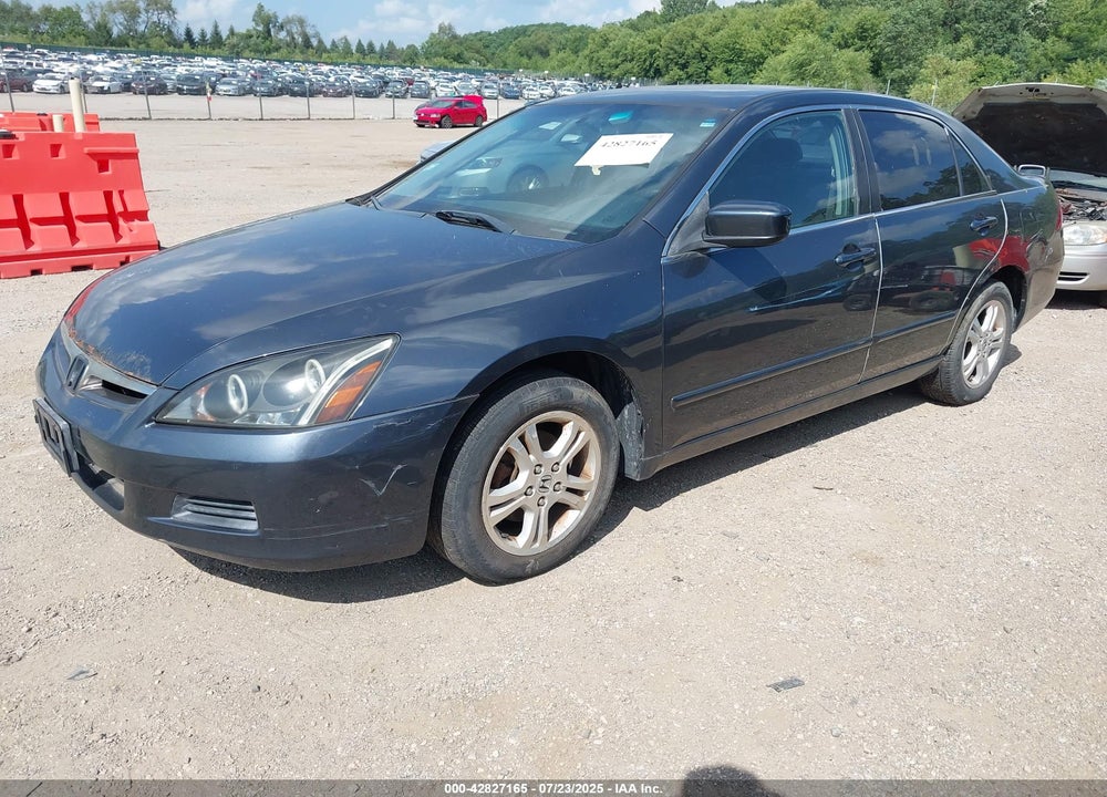 2007 HONDA ACCORD VIN: JHMCM563X7C009635