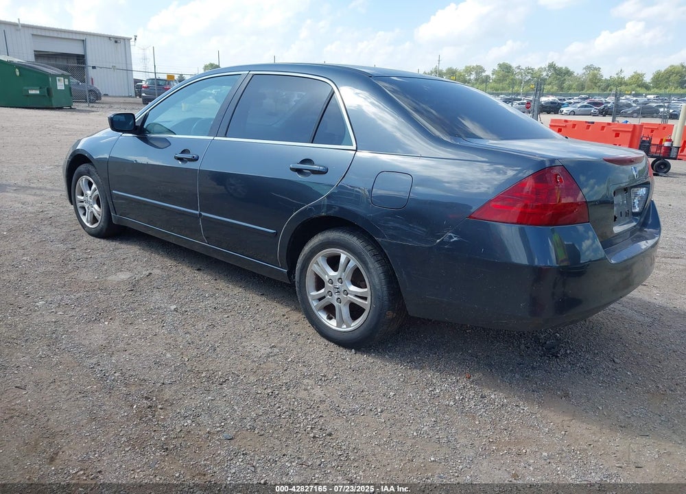 2007 HONDA ACCORD VIN: JHMCM563X7C009635