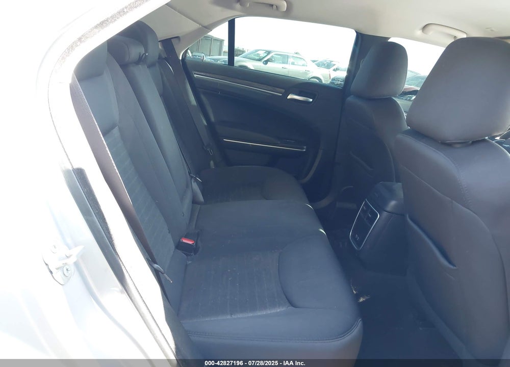 2022 CHRYSLER 300 VIN: 2C3CCAAG0NH170856