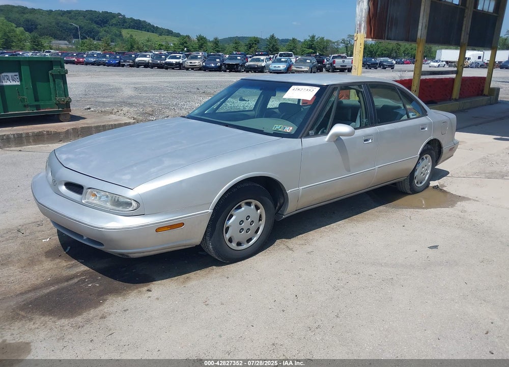 1998 OLDSMOBILE EIGHTY-EIGHT VIN: 1G3HN52K4W4844205
