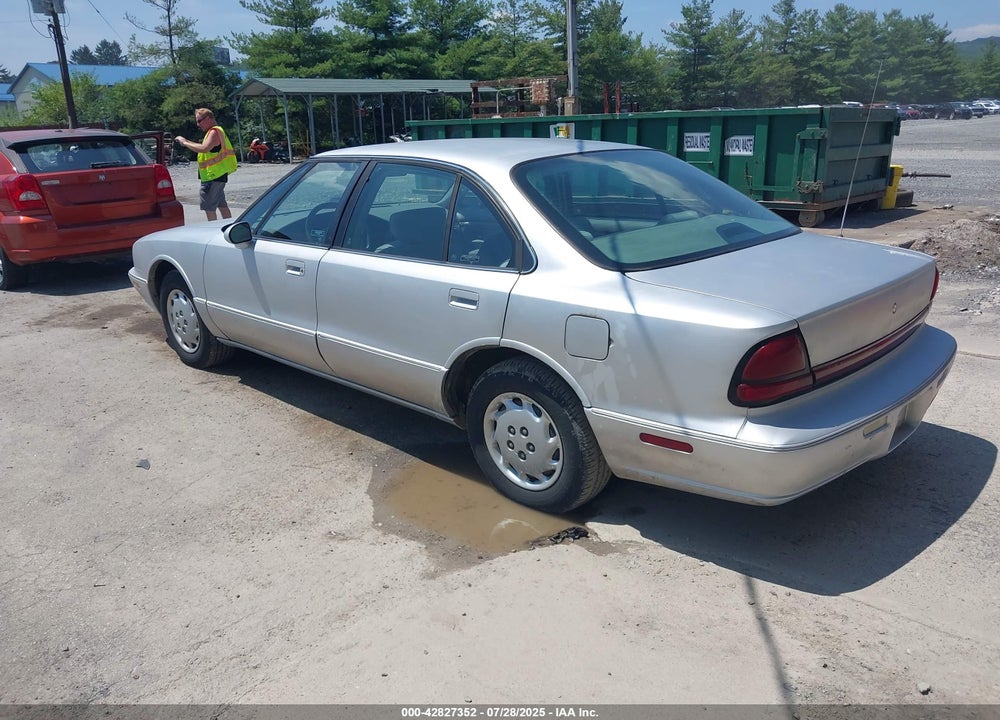 1998 OLDSMOBILE EIGHTY-EIGHT VIN: 1G3HN52K4W4844205