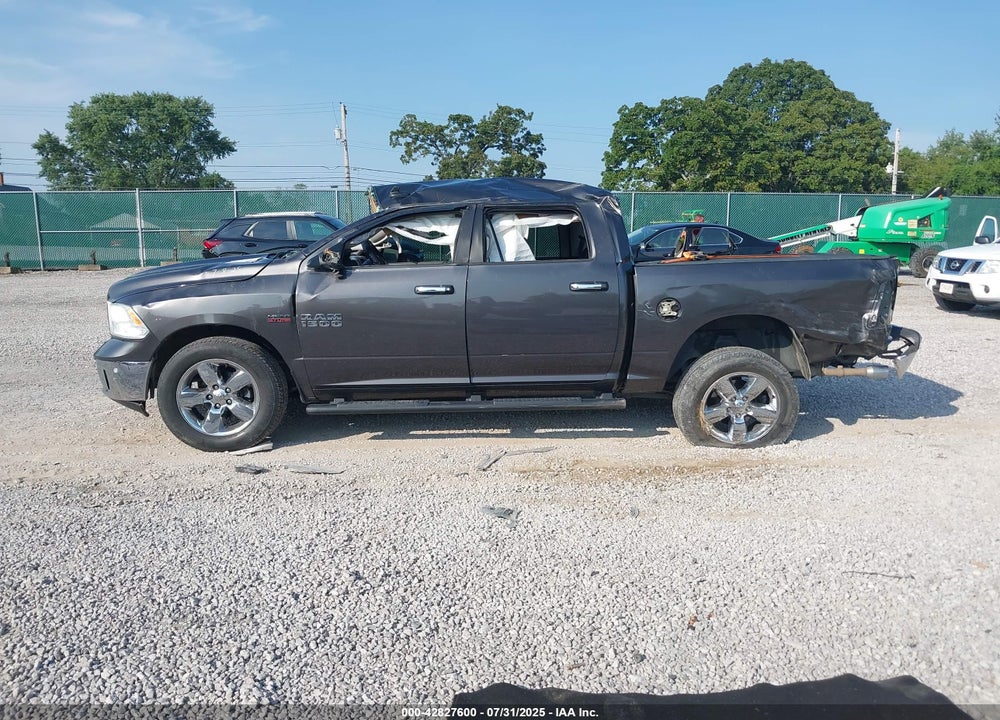 2017 RAM 1500 VIN: 3C6RR7LT2HG544851