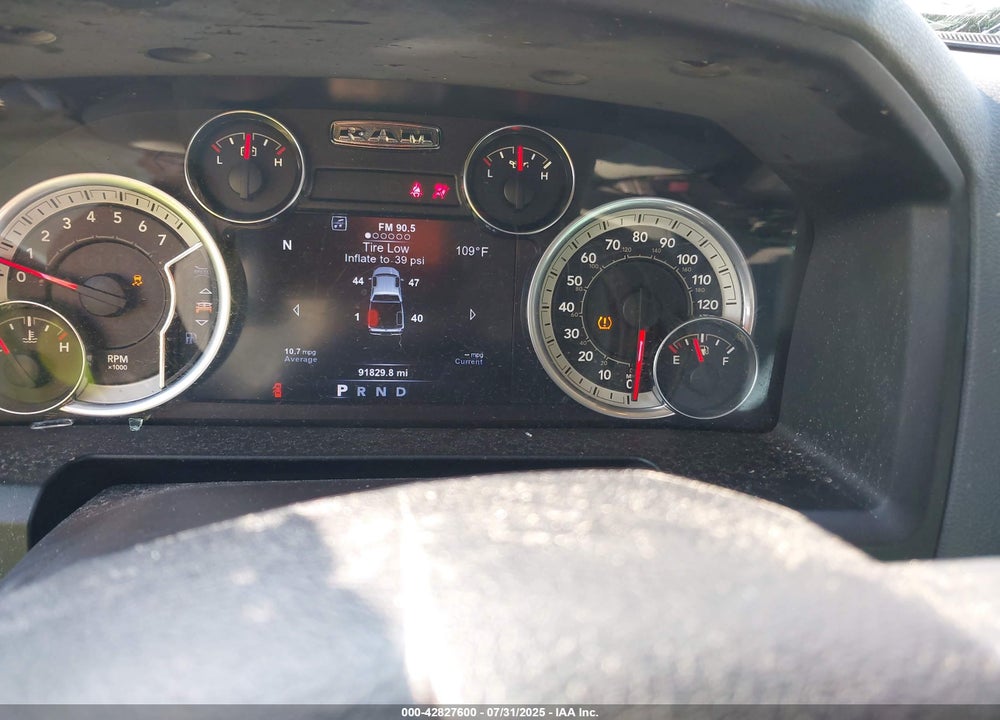 2017 RAM 1500 VIN: 3C6RR7LT2HG544851