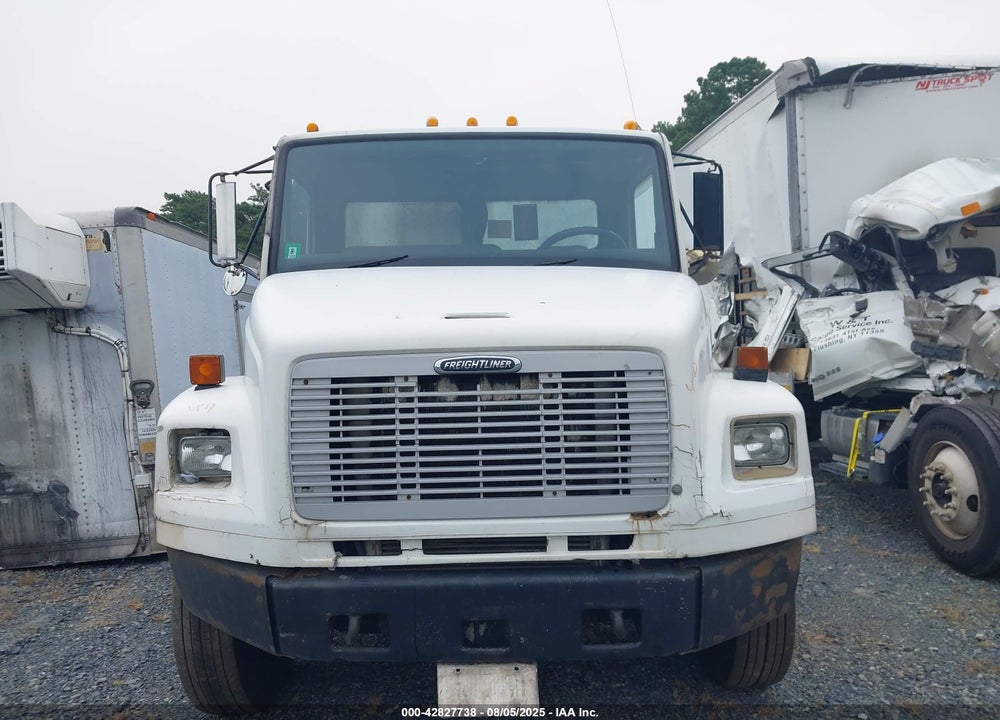 2000 FREIGHTLINER MEDIUM CONVENTIONAL VIN: 1FVXJJCB0YHF88971