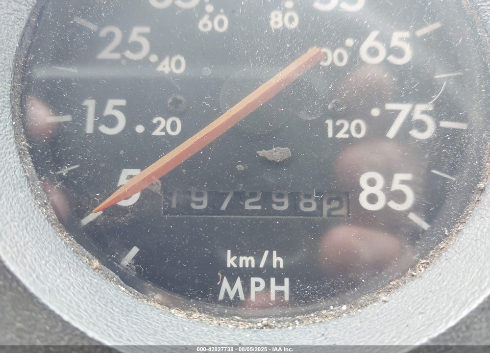 2000 FREIGHTLINER MEDIUM CONVENTIONAL VIN: 1FVXJJCB0YHF88971