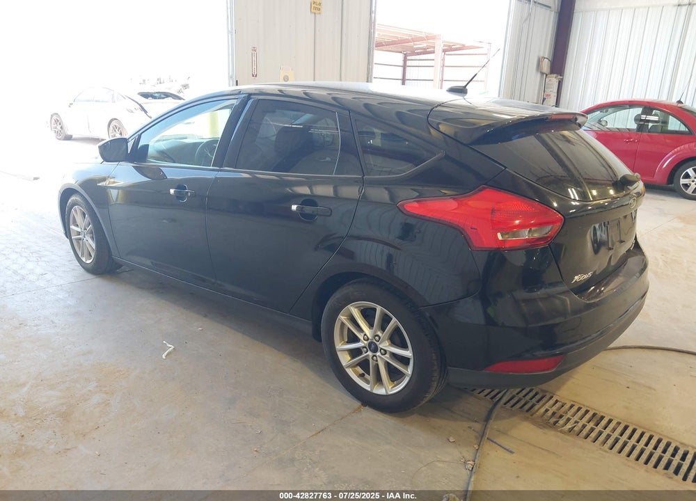 2016 FORD FOCUS VIN: 1FADP3K22GL212958