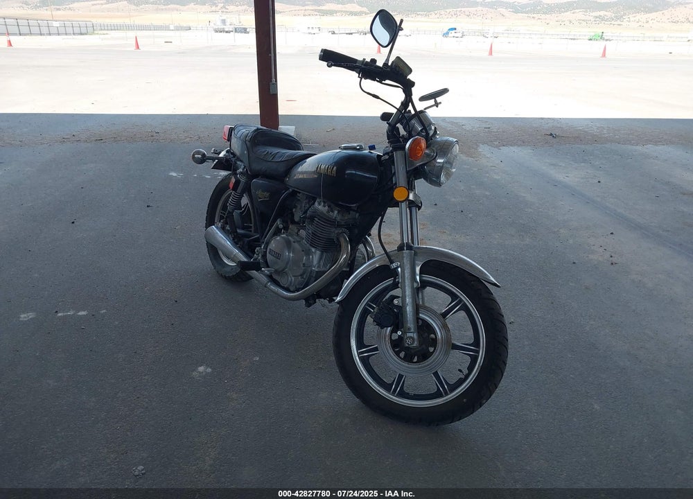 1981 YAMAHA XS400 VIN: JYA4R4007BA004960