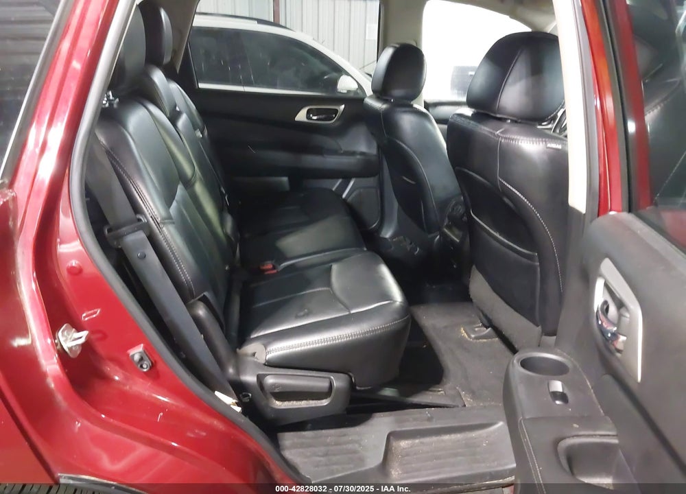 2017 NISSAN PATHFINDER VIN: 5N1DR2MN9HC698414