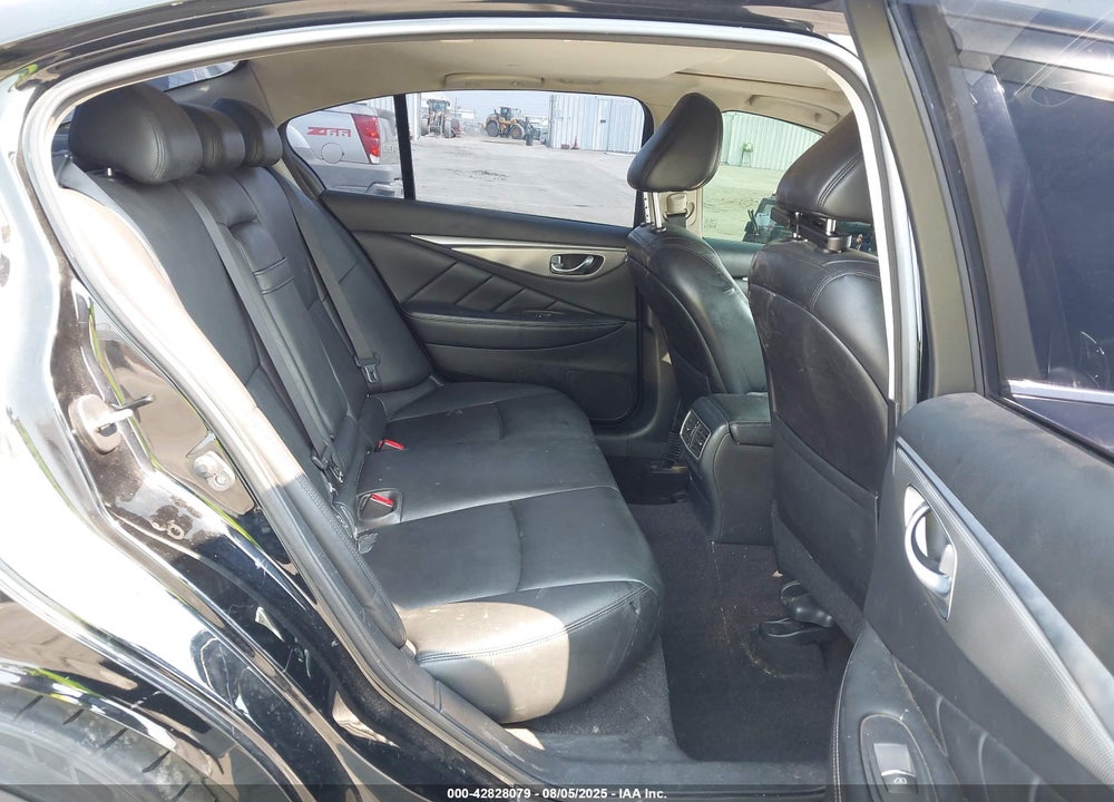 2014 INFINITI Q50 VIN: JN1BV7AP0EM678572