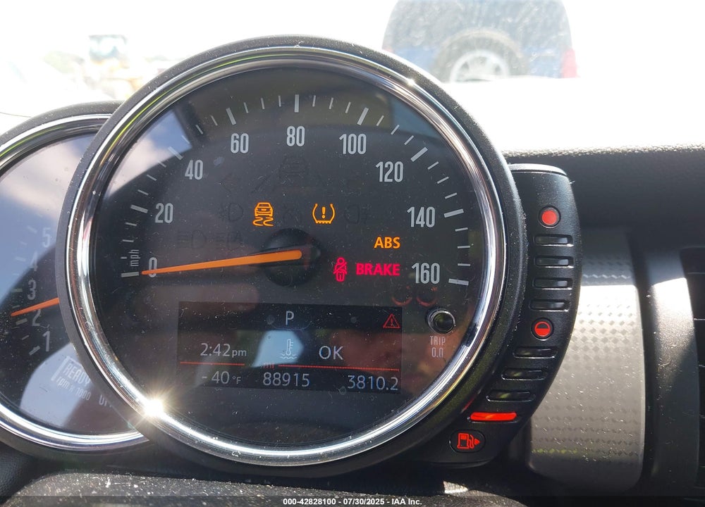 2016 MINI HARDTOP VIN: WMWXU1C53G2D09475