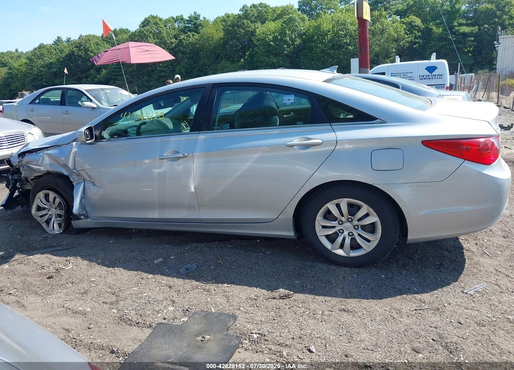 2012 HYUNDAI SONATA VIN: 5NPEB4AC5CH449746