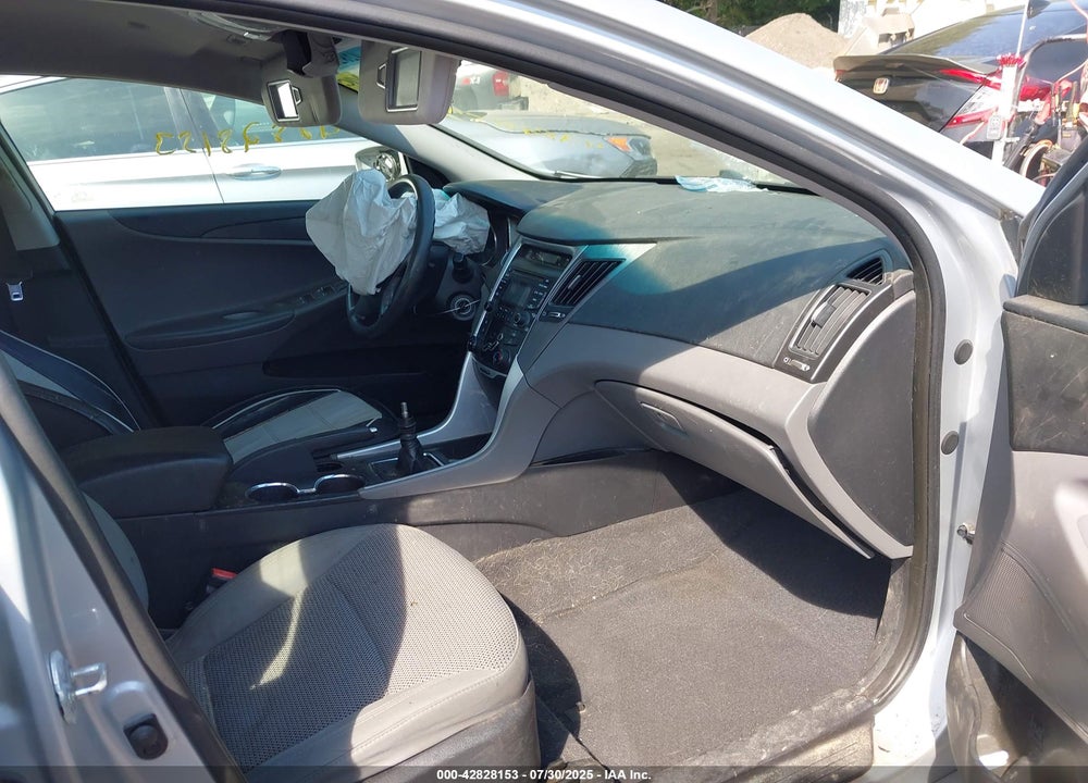 2012 HYUNDAI SONATA VIN: 5NPEB4AC5CH449746