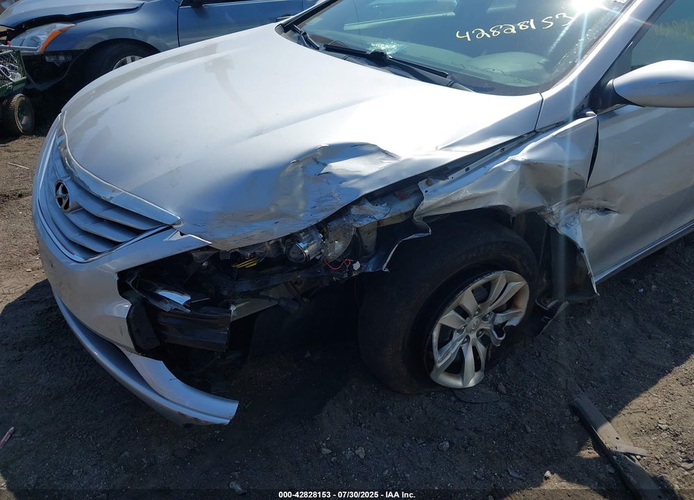 2012 HYUNDAI SONATA VIN: 5NPEB4AC5CH449746