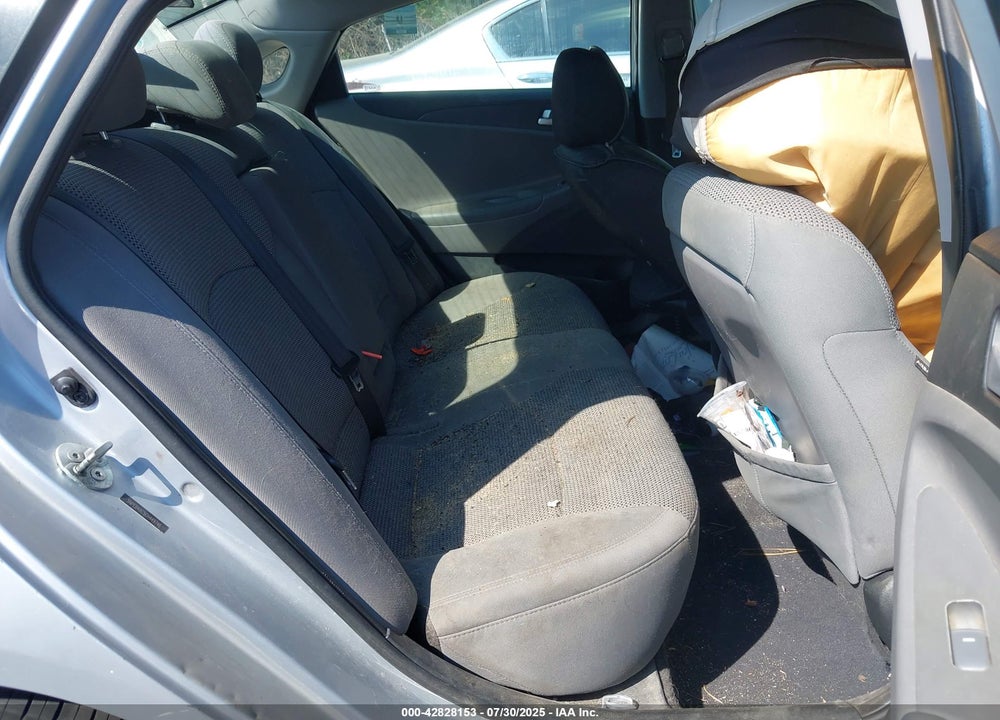 2012 HYUNDAI SONATA VIN: 5NPEB4AC5CH449746