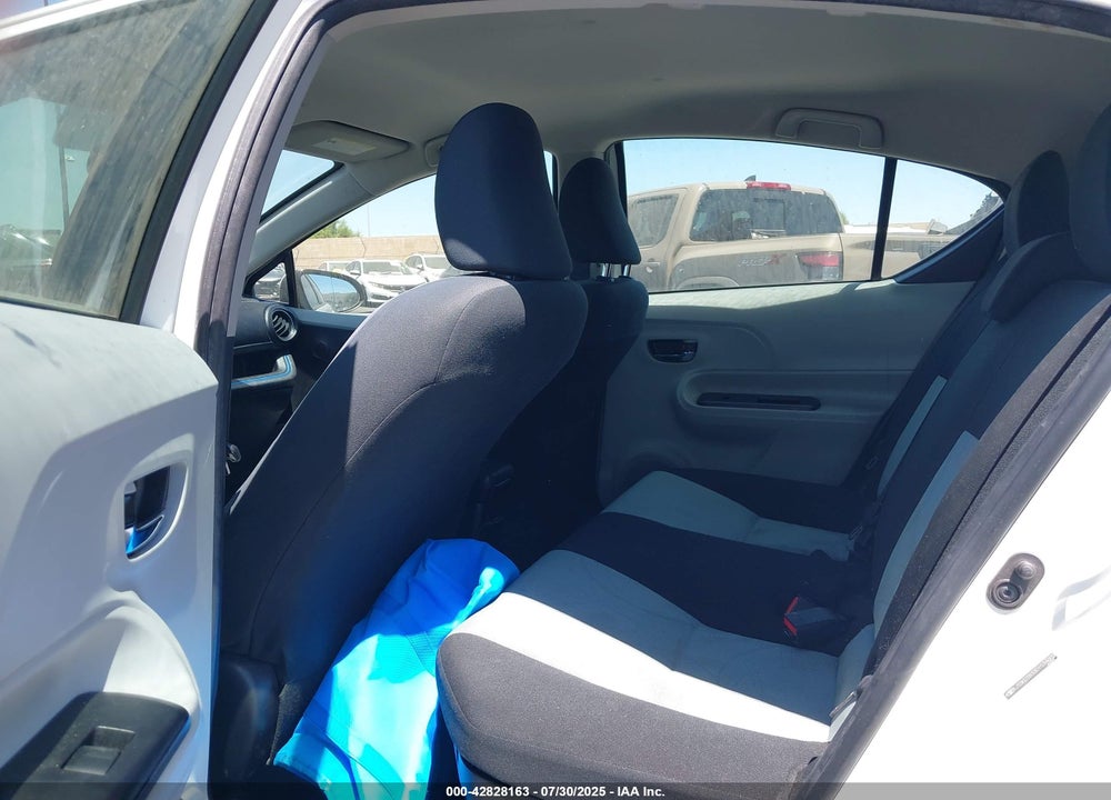 2013 TOYOTA PRIUS C VIN: JTDKDTB33D1534602
