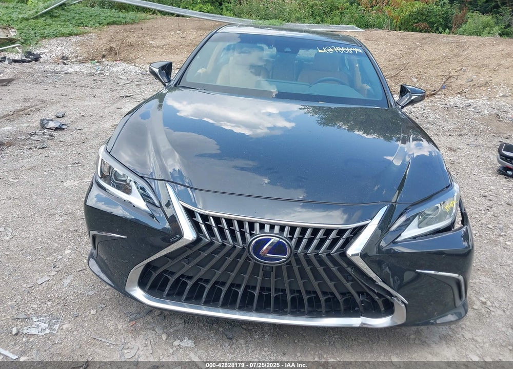 2022 LEXUS ES 300H LUXURY VIN: 58AEA1C10NU024364