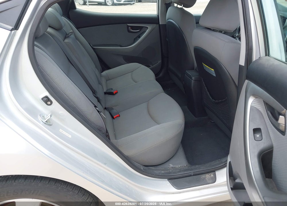 2013 HYUNDAI ELANTRA GLS VIN: KMHDH4AE2DU572838