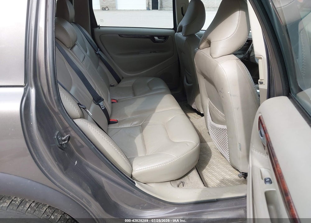 2006 VOLVO XC70 VIN: YV4SZ592961237831