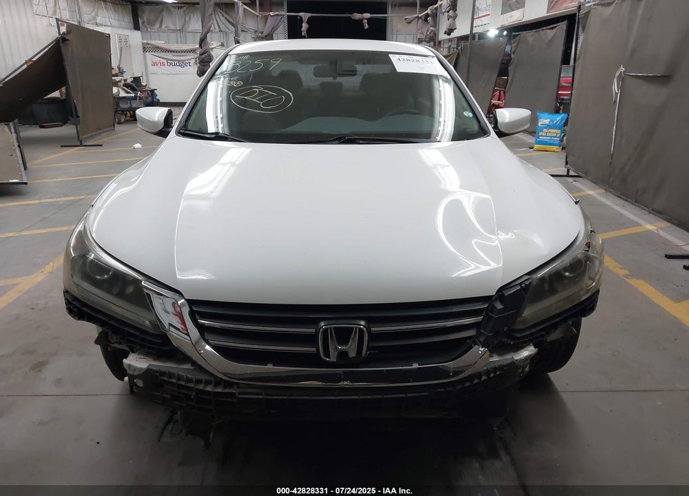 2013 HONDA ACCORD VIN: 1HGCR2F33DA211310