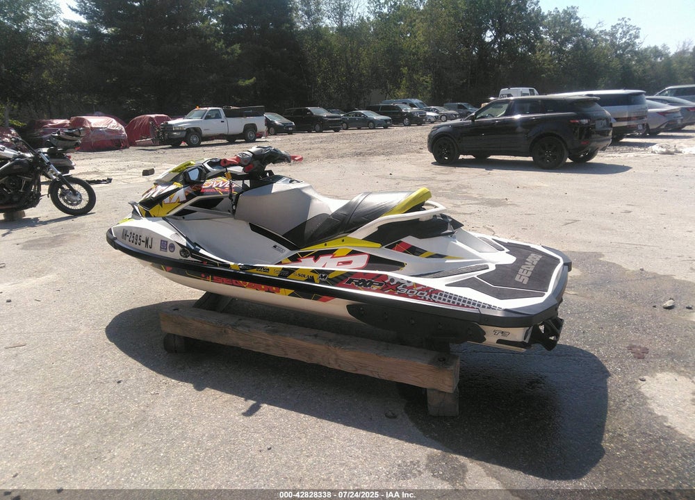 2017 SEA DOO RXT-300 VIN: CAYDV22432A717