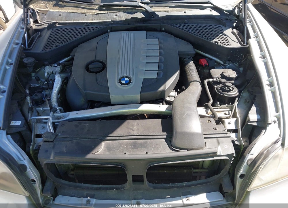 2011 BMW X5 VIN: 5UXZW0C5XBL656204