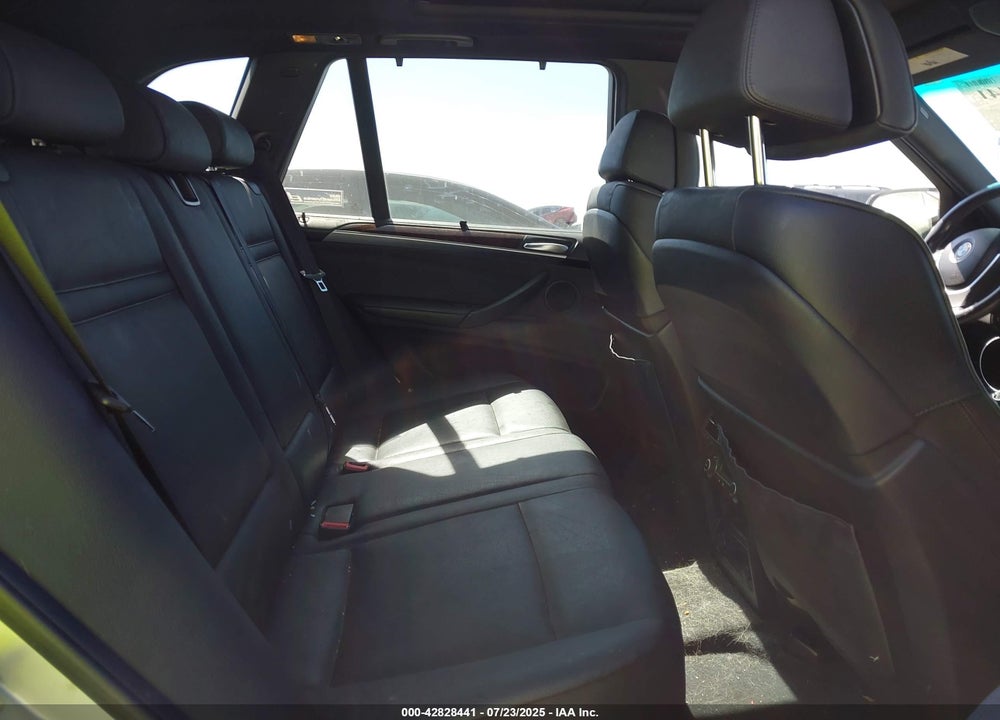 2011 BMW X5 VIN: 5UXZW0C5XBL656204