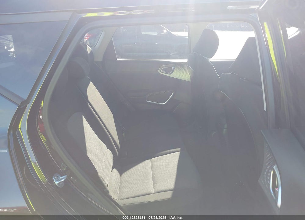2020 KIA SOUL VIN: KNDJ23AU5L7709407