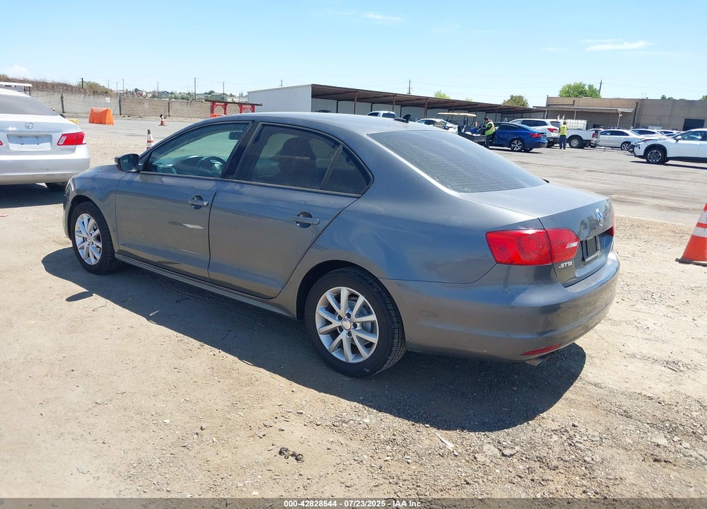 2011 VOLKSWAGEN JETTA VIN: 3VWDZ7AJ6BM392678