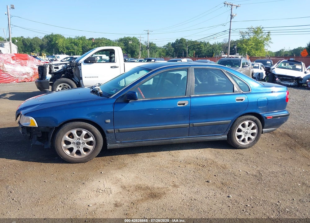 2000 VOLVO S40 A/AS VIN: YV1VS2559YF481319