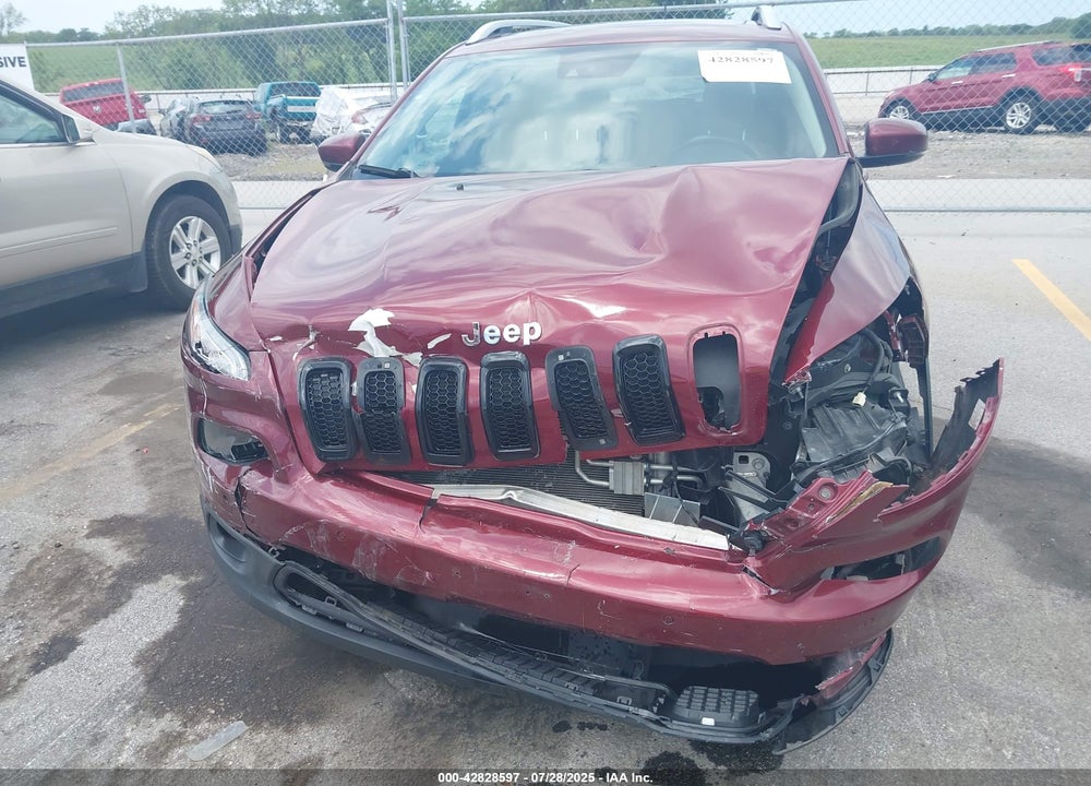 2018 JEEP CHEROKEE VIN: 1C4PJMDX8JD612726