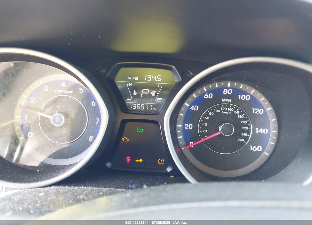 2016 HYUNDAI ELANTRA VIN: KMHDH4AH2GU488274