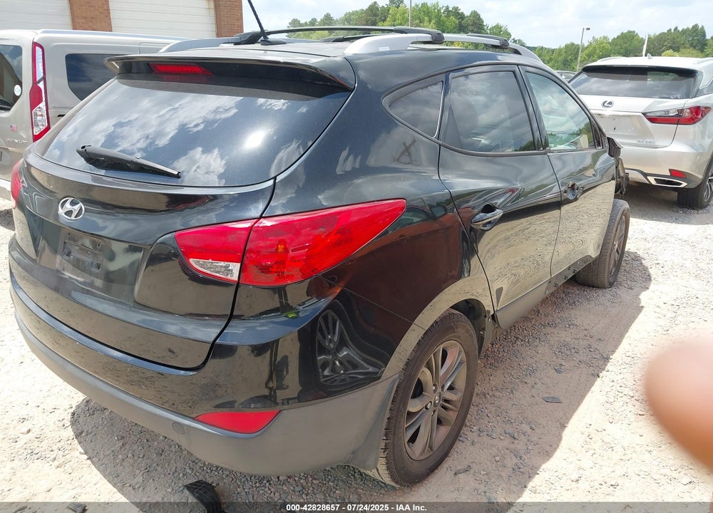 2015 HYUNDAI TUCSON SE VIN: KM8JU3AG2FU101382