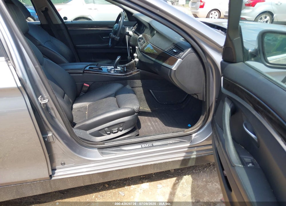 2012 BMW 5 SERIES VIN: WBAXH5C55CDW11678