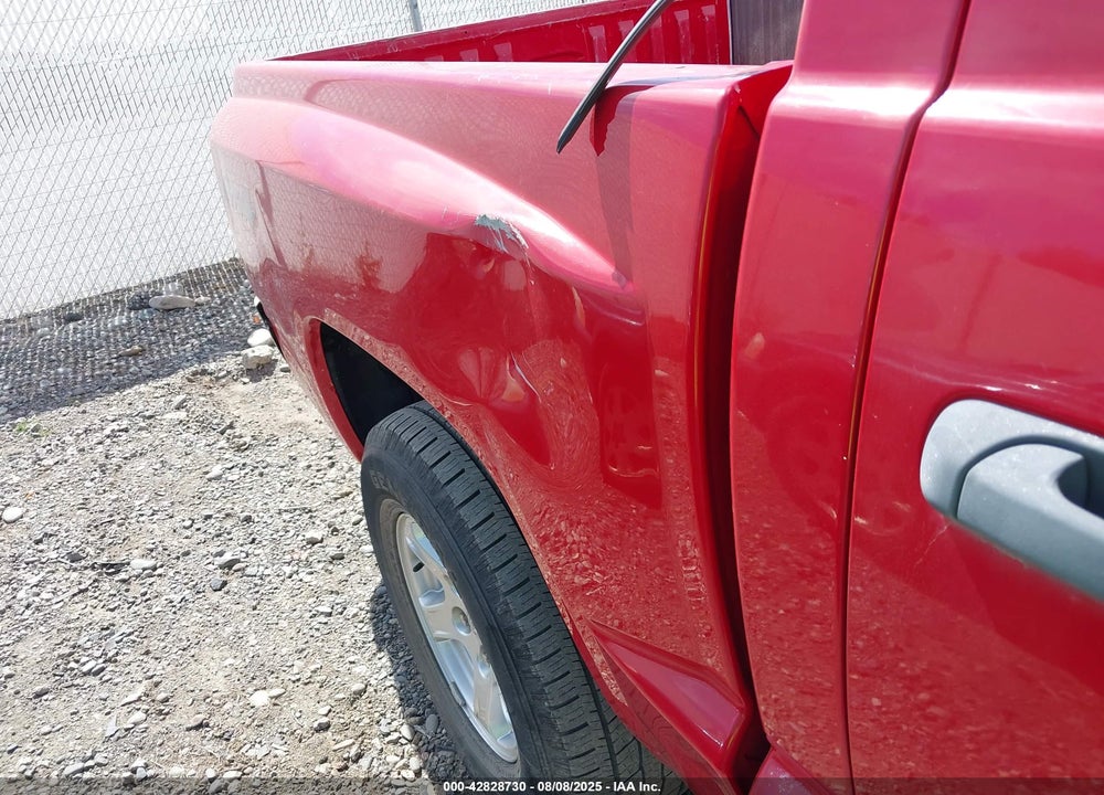 2005 DODGE DAKOTA SLT VIN: 1D7HW48N55S104123