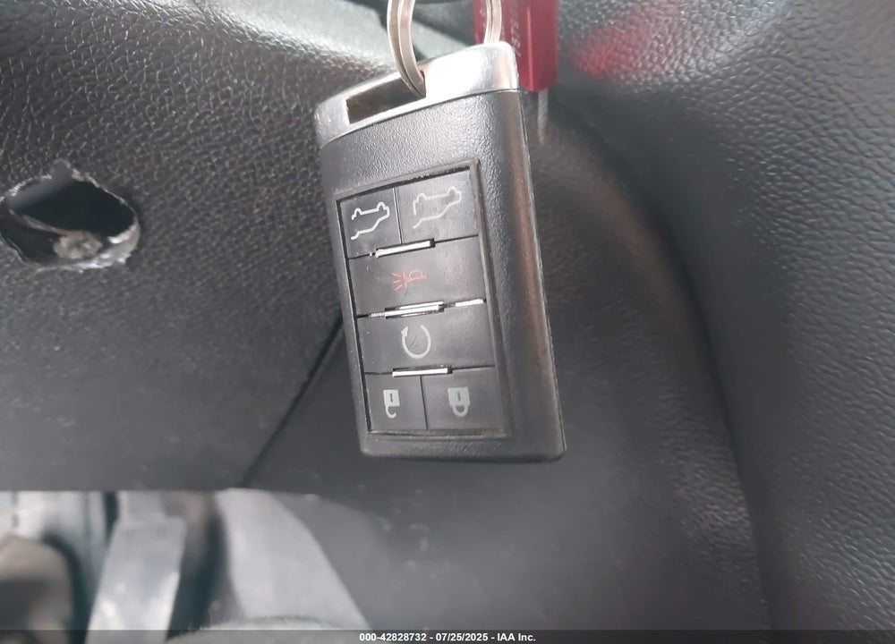 2014 CADILLAC ESCALADE ESV VIN: 1GYS4HEFXER197815