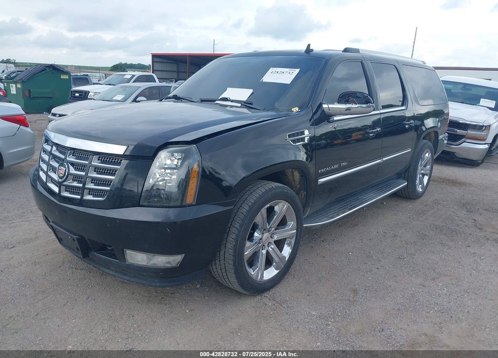 2014 CADILLAC ESCALADE ESV VIN: 1GYS4HEFXER197815