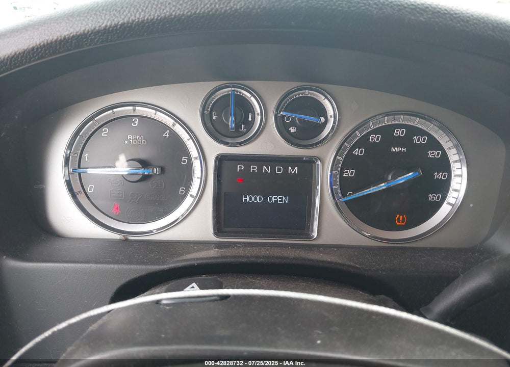 2014 CADILLAC ESCALADE ESV VIN: 1GYS4HEFXER197815