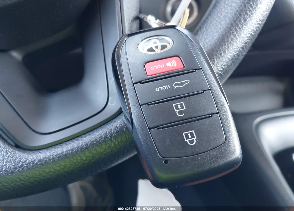 2024 TOYOTA COROLLA VIN: 5YFB4MDE3RP164873