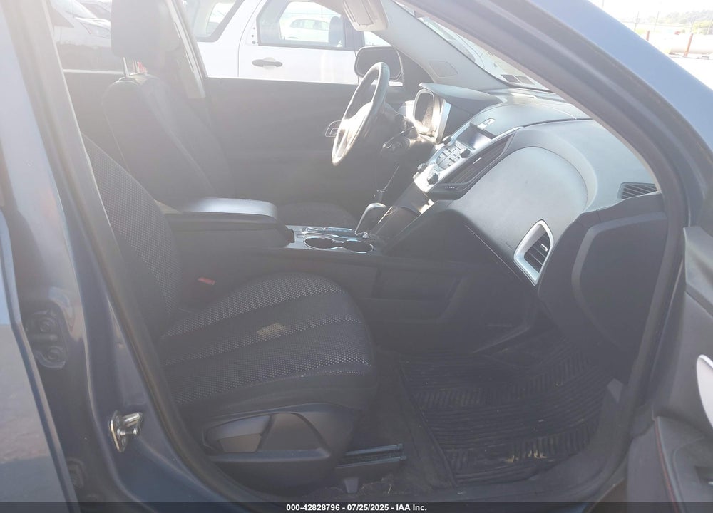 2011 CHEVROLET EQUINOX VIN: 2CNALDEC3B6450995