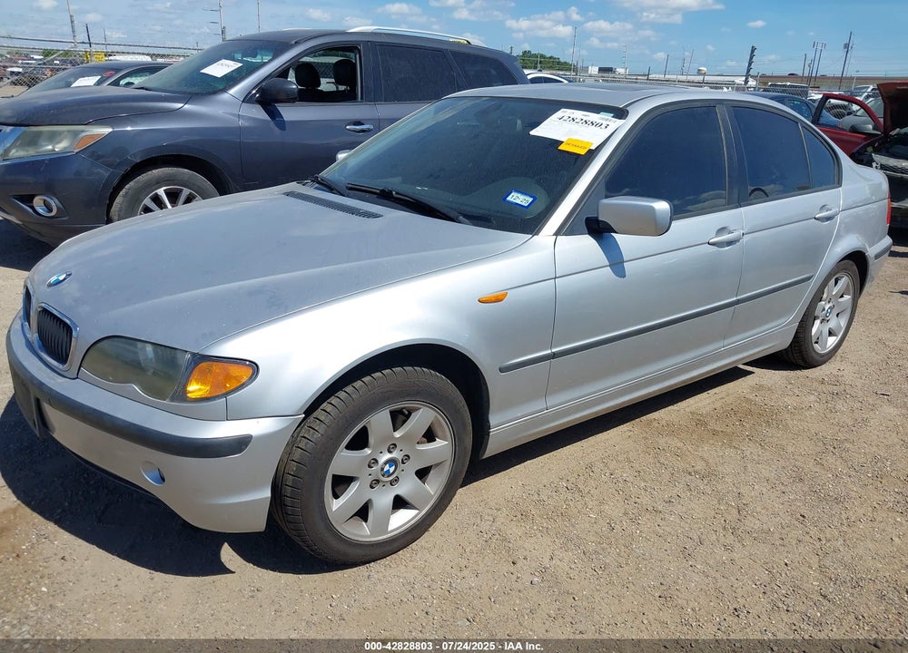 2005 BMW 325I VIN: WBAET37435NJ89581