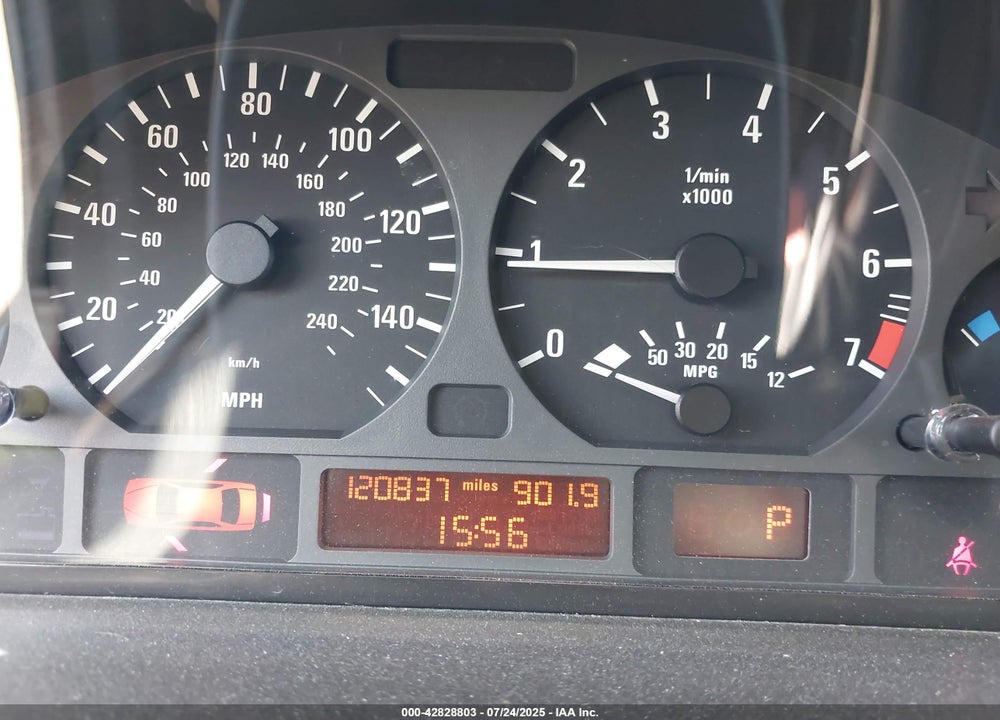 2005 BMW 325I VIN: WBAET37435NJ89581