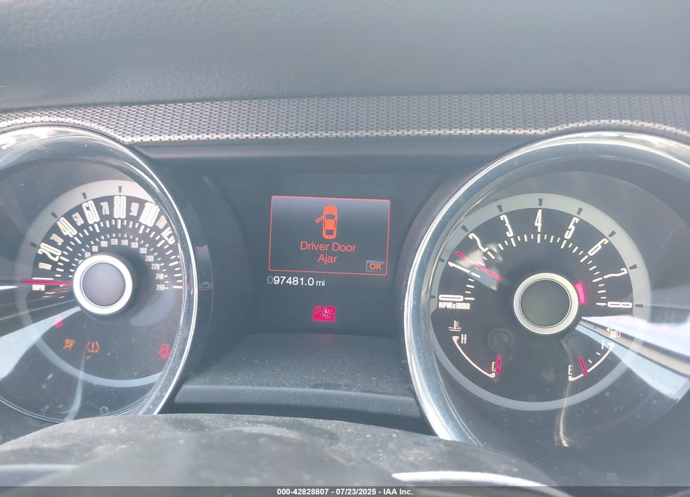 2013 FORD MUSTANG VIN: 1ZVBP8CF1D5262506