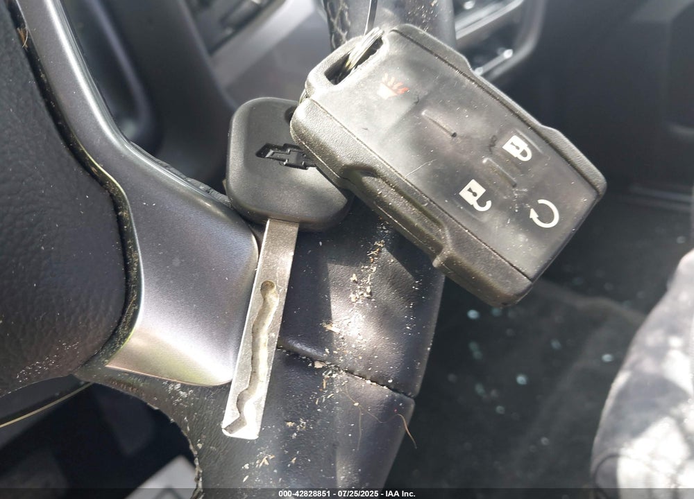 2017 CHEVROLET SILVERADO 1500 VIN: 1GCVKREC1HZ321432