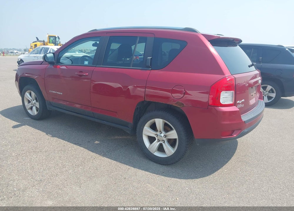 2011 JEEP COMPASS VIN: 1J4NF1FB0BD180184